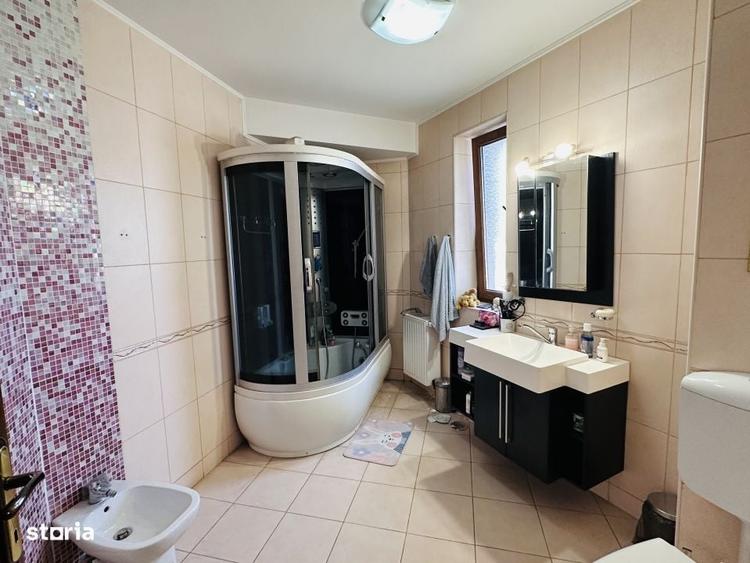 Casă cu 4 camere în Rudeni