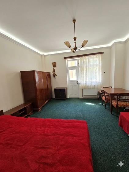 Garsonieră 44MP ,parcare Privata, Piața Romana - 11