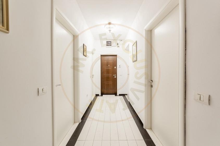 Vila zona Expo Parc - 2 apartamente, curte comuna - 16