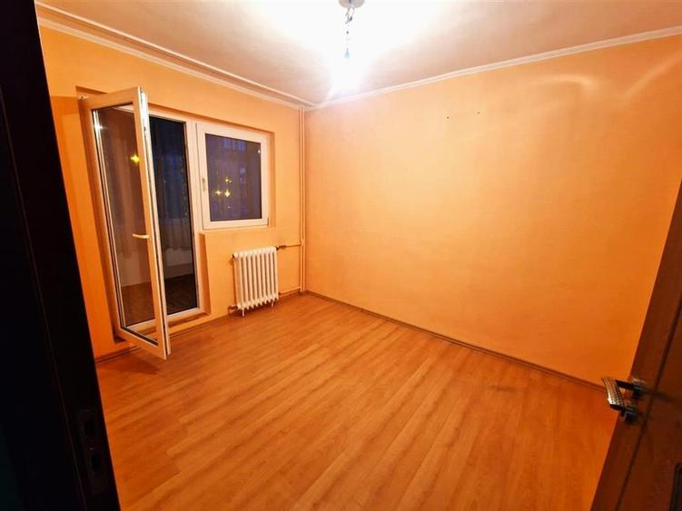 Apartament cu 2 camere Rogerius, Aleea Cosminului - 4