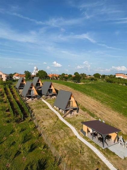 COMPLEX TURISTIC | SAT RONTAU | ZONA BAILE 1 MAI | BIHOR - 3