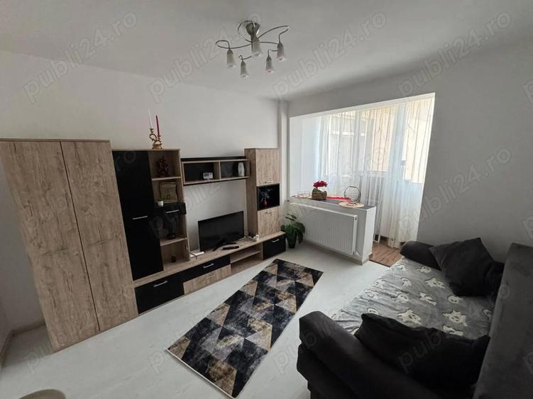 Inchiriere apartament cu 2 camere, renovat, decomandat ?i mobilat Foc?ani - 1