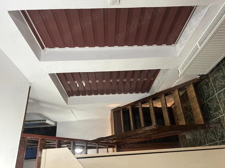 Casa 4 camere cu curte -ideala pentru locuire + firma - 2