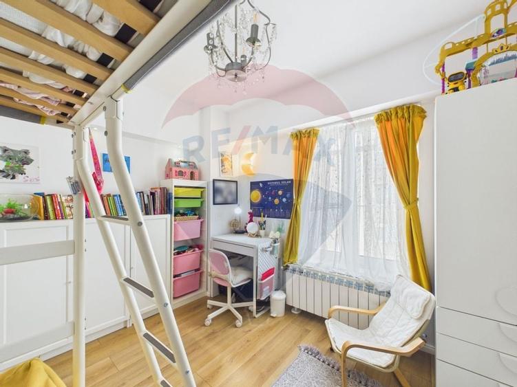 Apartament de vanzare, 3 camere ultra finisat,  Bd. Unirii - Zepter - 13