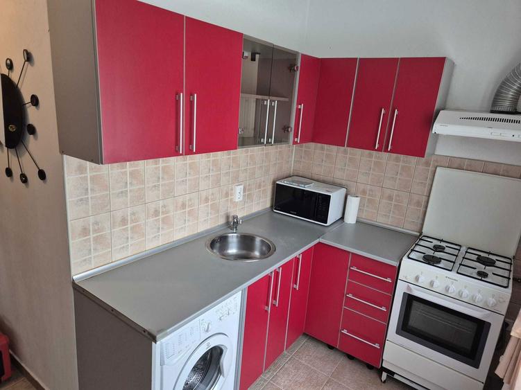 Ofer spre inchiriere garsoniera Arena Nationala-Bd Basarabia - 2