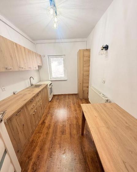 Apartament cu 2 camere, decomandat - zona Racadau - 8