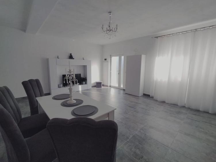 Casa de vanzare la cheie - 2