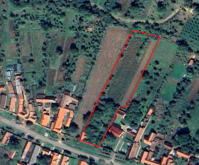 Casa si teren de vanzare - 2