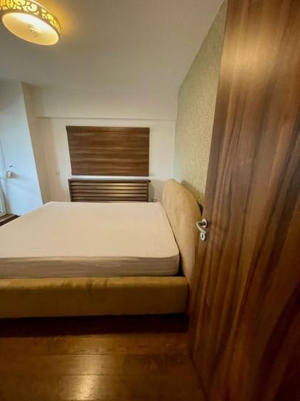 Apartament cu 3 camere- Podul de fier-Bloc Nou - 8