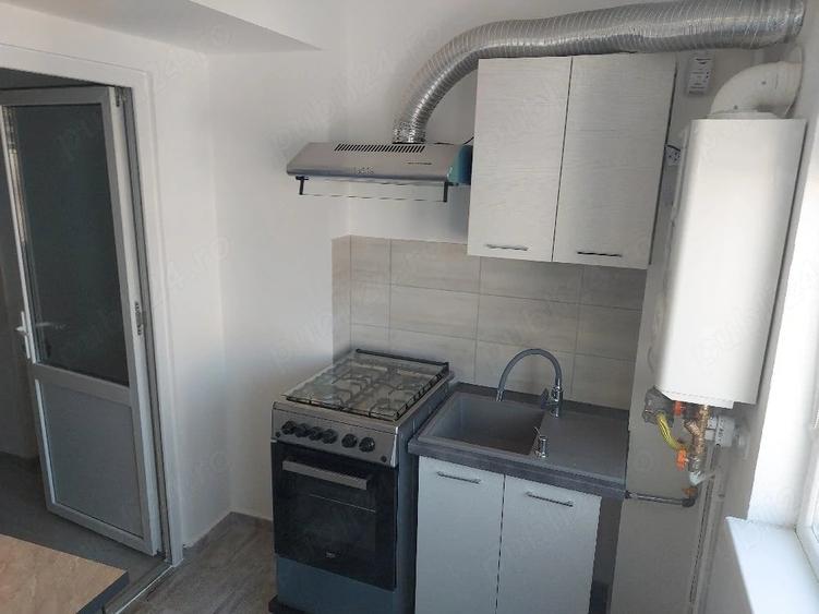 Apartament cu 2 camere semidecomandat în Cornitoiu