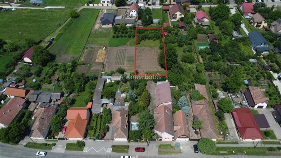 1.300mp teren intravilan,livada, utilitati, locatie premium: rezidential/comerci