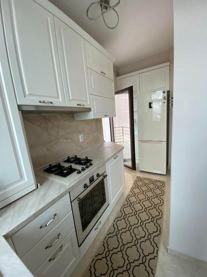 Apartament cu 3 camere decomandat în Valea Lupului