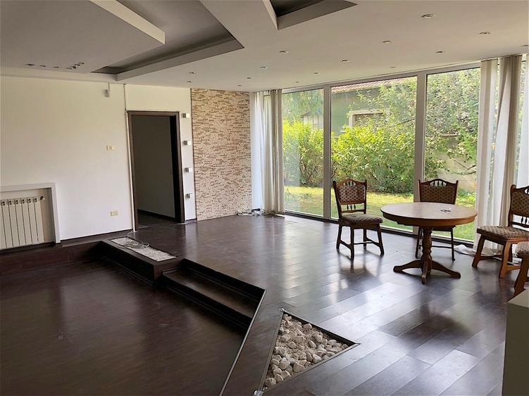 Casa zona Cetatii de locuit sau birouri - 2