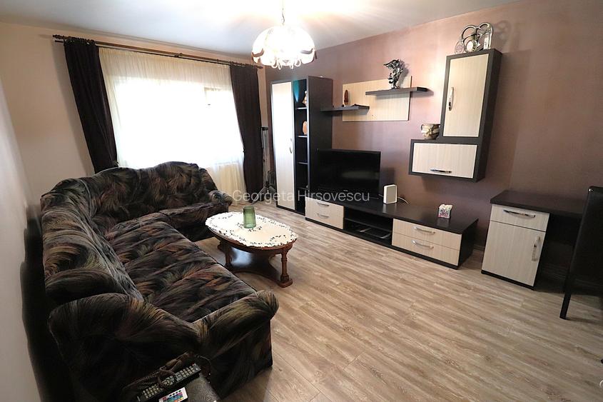 Apartament mobilat si utilat in zona Complex