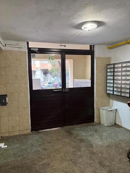 Proprietar - Garsoniera luminoasa si calduroasa, cartier Tei langa Facultatea de Constructii - 1
