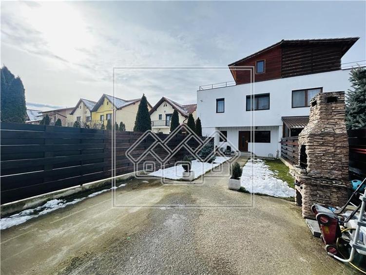 Apartament de vanzare in Sibiu - 67 mp utili, 147 mp teren - - 6