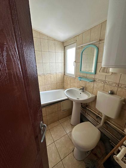 Garsoniera mica o persoana,direct propietar, fara comision,Cora Pantelimon - 2