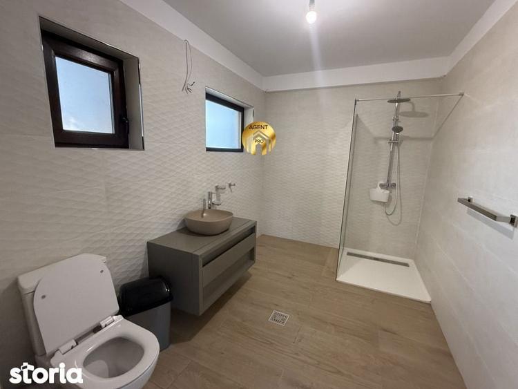 Casa superba de vanzare ideala pentru locuinta sau afacere - 19