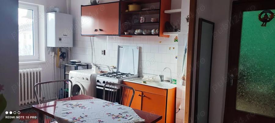 Apt de inchiriat Bistri?a, 2 camere,decomandat, Petre Ispirescu, 260 euro - 4