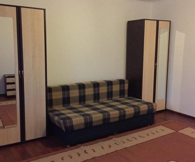 Lacul Tei bloc 1984 DECOMANDAT doua grupuri sanitare etajul 4/8 bucatarie mare! - 2