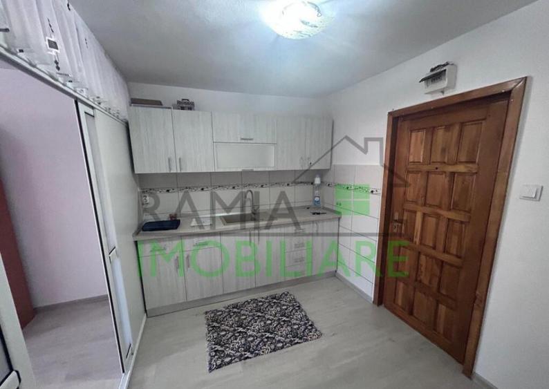 Garsoniera 22mp etaj 2 de vanzare - 4