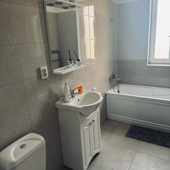 Vand apartament cu o camera mobilat si utilat etaj 1. - 9