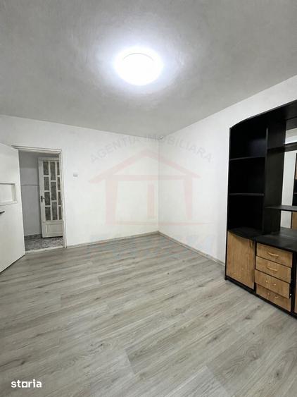 Garsonieră în Micro 19
