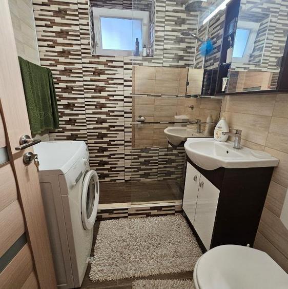 Inchiriere apartament 2 camere  etaj intermediar Tractorul- Goga - 11
