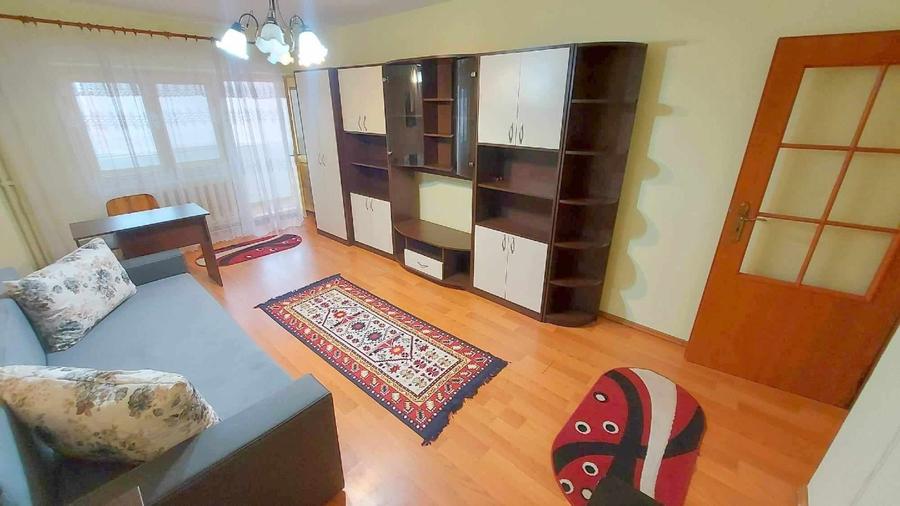 Apartament cu 2 camere decomandat în Tătărași