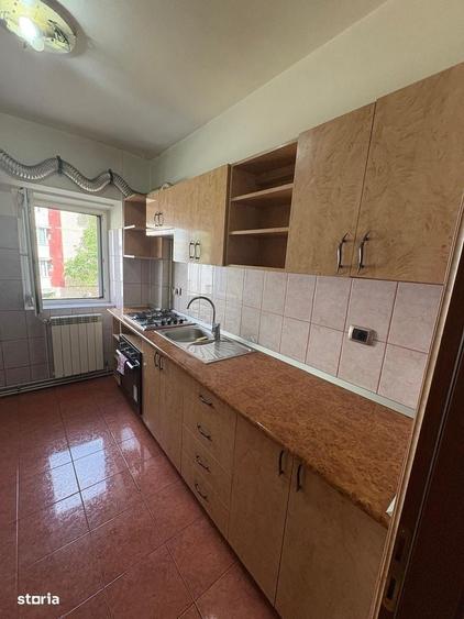 2 cam d 52 mp zona podul de fier renovat modern et.1/4 450 euro liber - 14