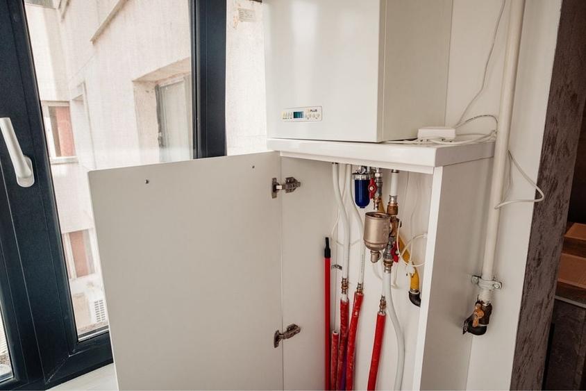 Apartament cu 2 camere decomandat în Central