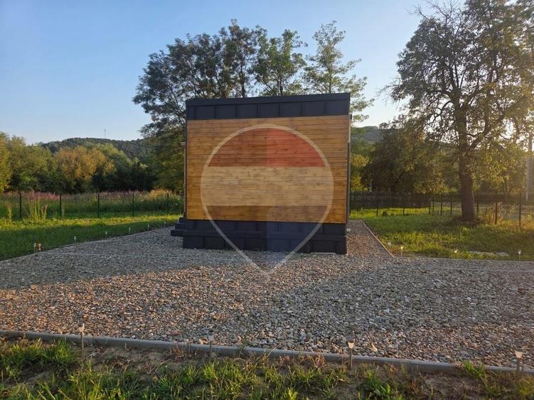 Casă individuală cu 2 camere cu Teren 500 Mp în Cislău