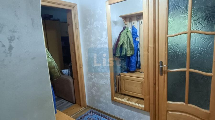 Apartament cu 4 camere decomandat, mobilat în Central