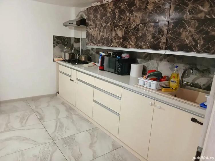 Casă cu 4 camere cu Teren 155 Mp în Bucureștii Noi