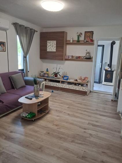 De vanzare casa noua cu 3 camere in localitatea Glganu de sus comuna Rociu judetul Arges cu mutare imediata - 11