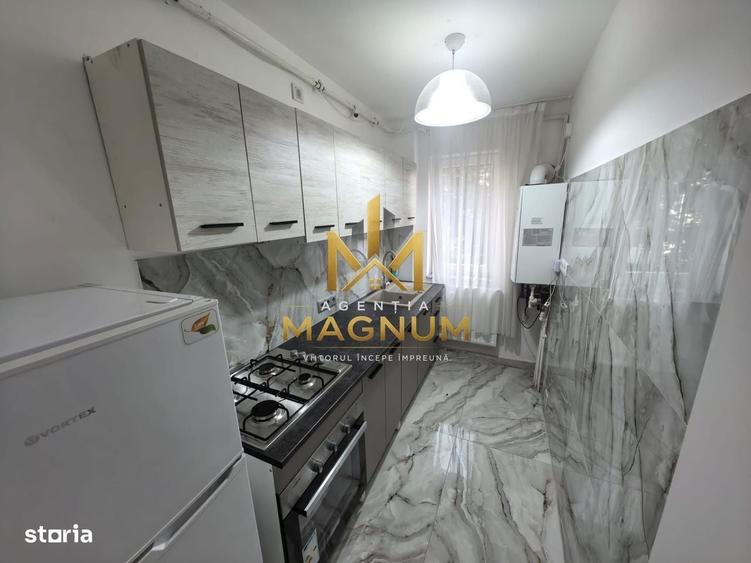 Apartament cu 3 camere semidecomandat în Nord