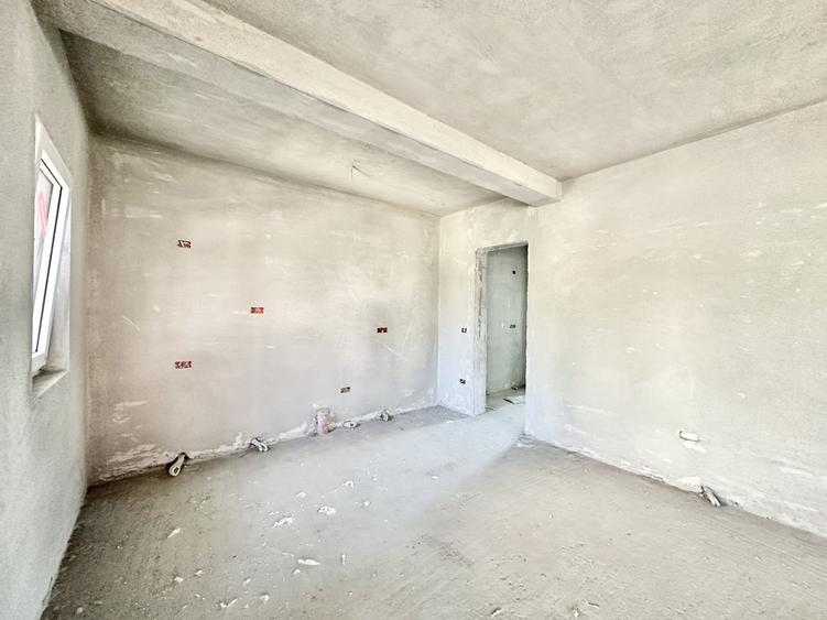 Duplex cu 5 camere cu Canalizare în Moșnița Veche
