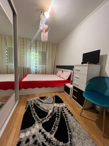 Apartament 49mp, la mansarda - cu pod !  Zona Tomis 3, Str. Zmeurei ,63500 € - 7