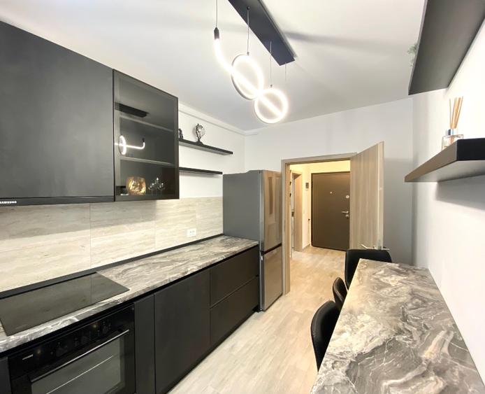 Apartament cu 3 camere de închiriat - 13