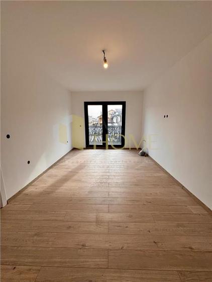 Casa 8 camere, in Ploiesti zona Albert - 31