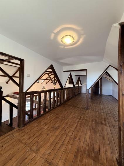 Refugiu Exclusivist Prahova Casa cu 5.2 ha, Panoramă Pârâu și Potențial Turistic - 19