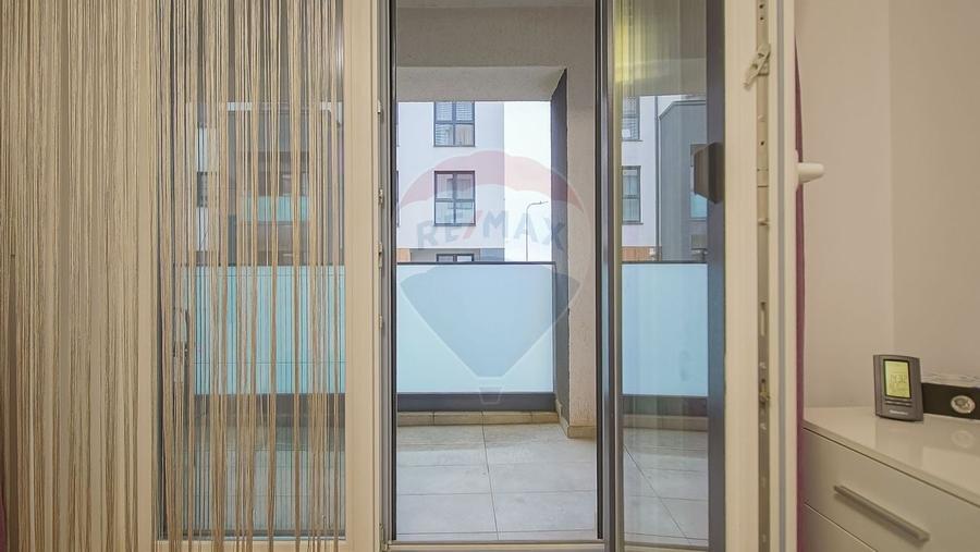 Apartament cu 2 camere de vânzare, parcare subterană și supraterană - 15