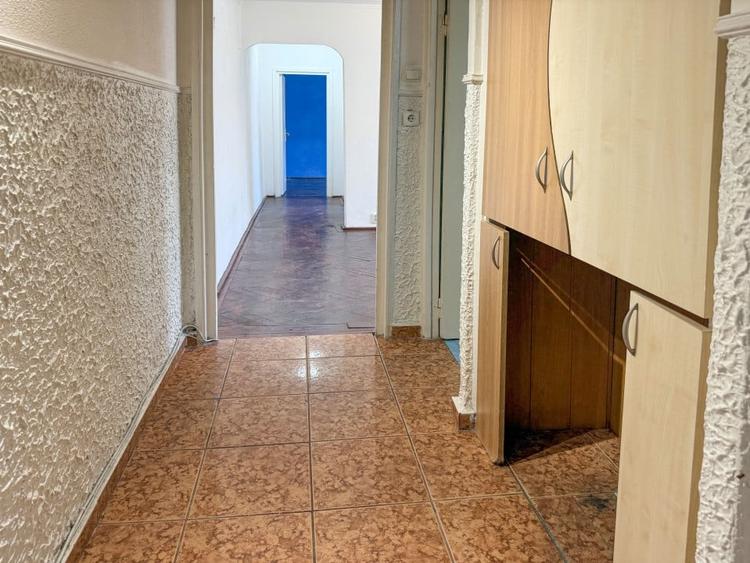 Apartament cu 3 camere , ideal pentru personalizare - 9