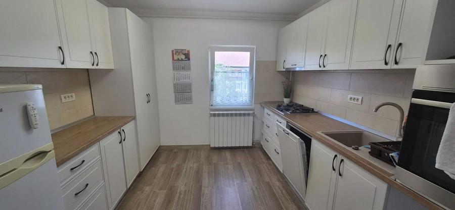 Apartament 2 camere de vanzare langa parcul Bucovina - 3