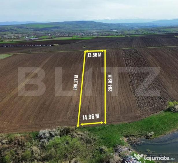 Teren extravilan de vanzare, 2.700 mp - zona Cristur - 1
