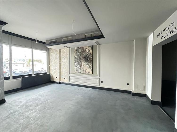 Spatiu comercial 85 mp zona Strand - 3