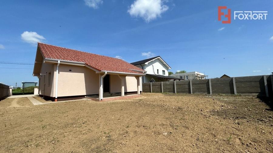 Casa individuala cu 4 camere, 130 mp utili - zona Ghiroda - 1