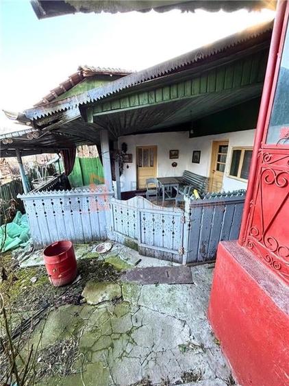 Casa tip parter zona Padurenii, com. Tisau - 5