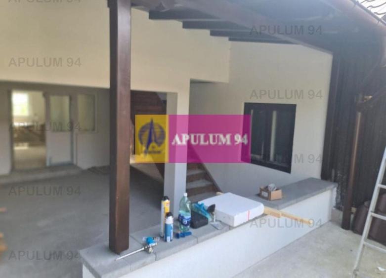 Vilă de v&acirc;nzare &icirc;n Bușteni - 2