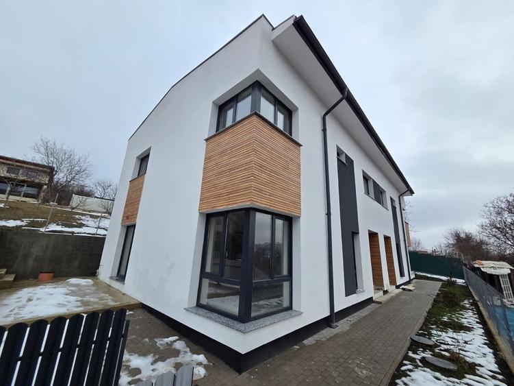 0 % comision, Case noi P+E, 300mp teren, Dambul Rotund - 1